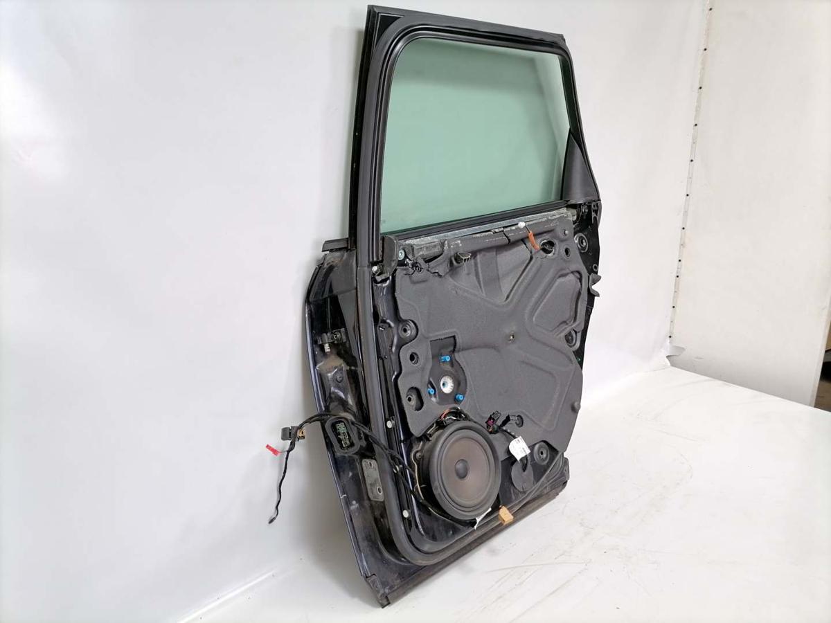 Audi A4 8E original Tür hinten rechts Kombi LZ9W Ebonyschwarz Bj.2002 Audi A4 8E original Tür hinten rechts Kombi LZ9W Ebonyschwarz Bj.2002